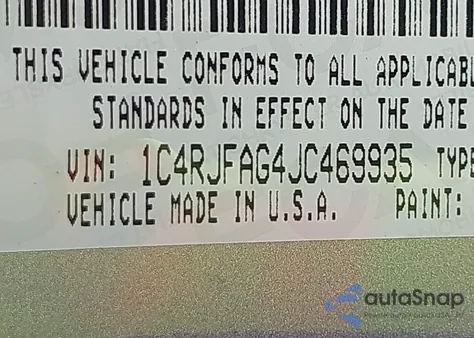 2018 Jeep Grand Cherokee Laredo E 4X4 z USA, uszkodzony, nr VIN 1C4RJFAG4JC469935